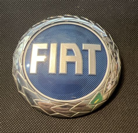 FIAT - VINTAGE CAR BADGE / EMBLEM - 95 MM DIA | eBay