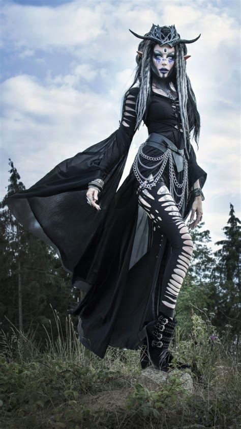 Pin on Ren Faire Inspo | New halloween costumes, Halloween outfits ...