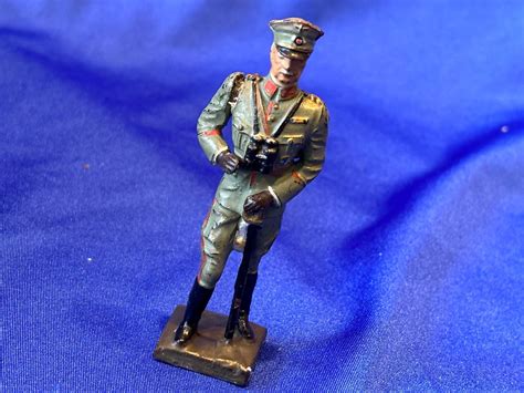 WW2 German General Lineol Figure (G706) | sabremilitaria