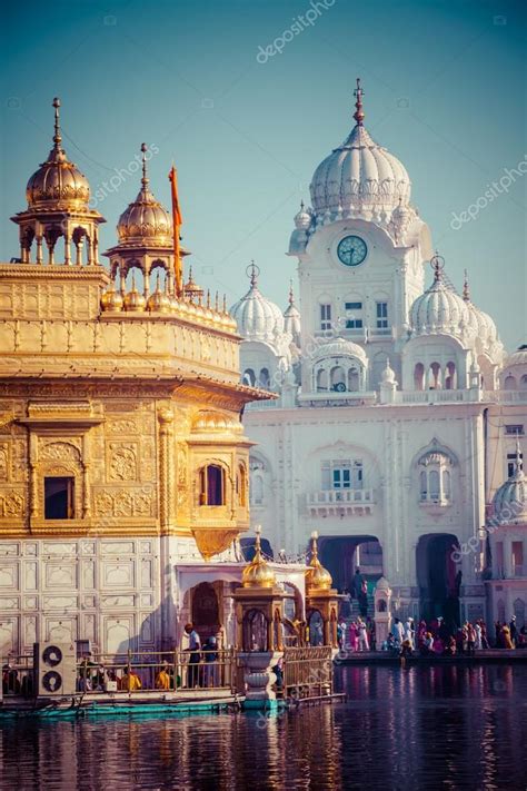 Sikh gurdwara Golden Temple (Harmandir Sahib). Amritsar, Punjab, India ...