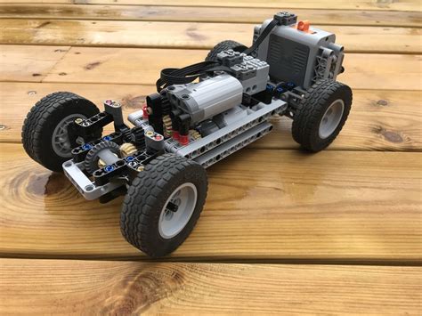 LEGO MOC Simple LEGO Technic RC AWD Chassis by Manos LC | Rebrickable ...