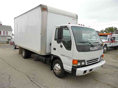 Isuzu NPR 16FT BOX TRUCK DIESEL WELL MAINTAINED (2000) : Van / Box Trucks