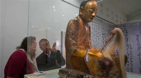 The Chinese villages win a lawsuit in China to repatriate a Mummified Buddha Statue hold by a ...