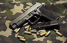 SIG Sauer P226 - Wikipedia