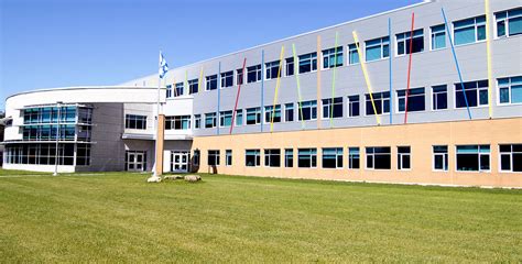 École primaire Laurendeau-Dunton - TLA Architecture