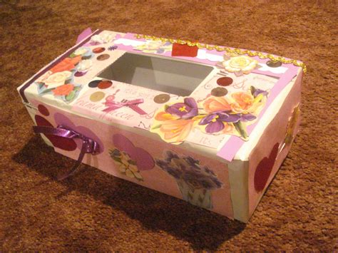 Tolentreasures: Valentine Box and Play-Doh Flowers