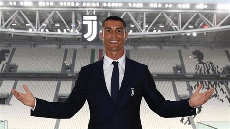 Cristiano Ronaldo reports for first Juventus training session since €100mn transfer (VIDEO) — RT ...