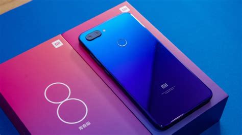 Xiaomi released a lite variant of Mi 8, the Xiaomi Mi 8 Lite