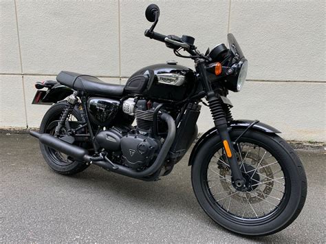 Triumph Bonneville T100 Black Edition. One Owner . Registration date 24/02/2017, Motorcycles ...