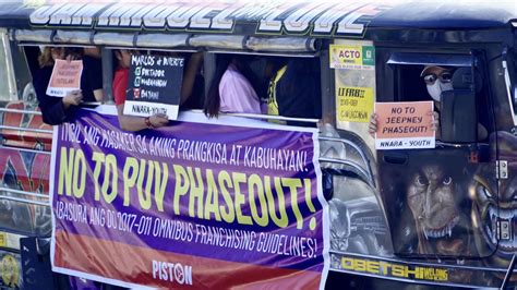 Jeepney strike succeeds, but anti-phaseout campaign continues - Kodao ...