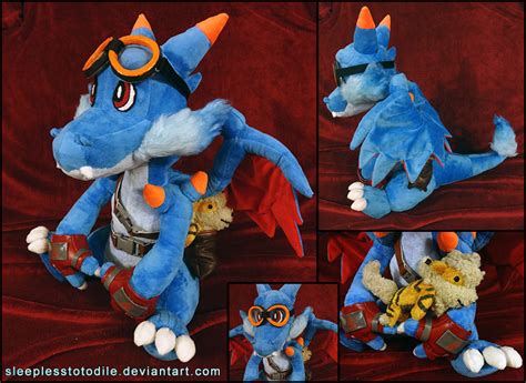 Shiny Mega Charizard X Plush by SleeplessTotodile on DeviantArt