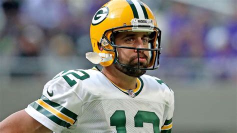 Aaron Rodgers of Green Bay Packers may be able to return late in season ...