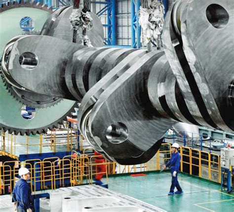 Largest Container Ship Engine