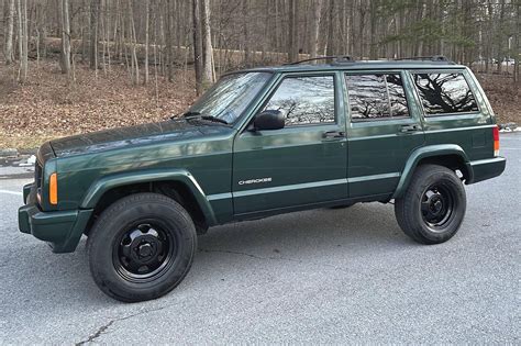 2000 Jeep Cherokee SE 4x4 for Sale - Cars & Bids