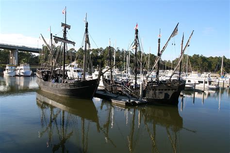 Replicas of Columbus' ships, Nina and Pinta, in Gulf Shores for tours ...