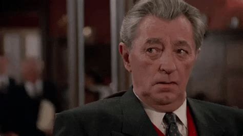 Confused Robert Mitchum GIF - Find & Share on GIPHY