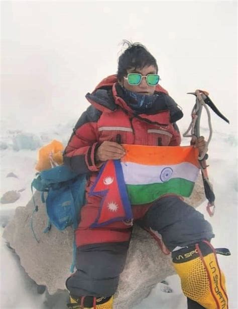 Piyali becomes first Indian woman to climb Mt Everest sans supplemental O2