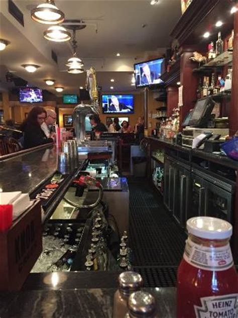 Pete's Saloon & Restaurant, Elmsford - Menu, Prices & Restaurant Reviews - TripAdvisor