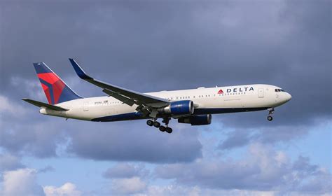 Airlines See Rosy 2023 Ahead, While Travelers See Higher Airfares