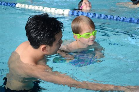 Enroll your kid in some fun-filled Swimming classes