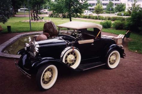 Ford Model A Roadster Deluxe 1931 - Netclassics – Antique Toys, Cars, Boats & Collectibles