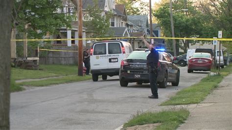 Cleveland police: 1 dead in triple shooting | wkyc.com