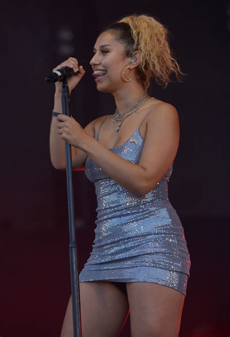 RAYE Performs at Brighton Pride Day 08/05/2018 – HawtCelebs