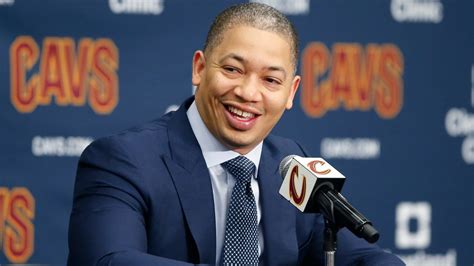 Tyronn Lue front-runner for Los Angeles Lakers head coaching job | wkyc.com