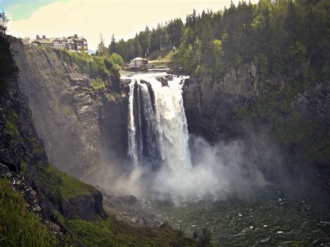 Snoqualmie Falls in Snoqualmie, Washington - Kid-friendly Attractions ...