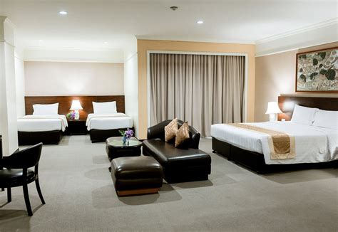 Superior Family Room | Royal River Hotel Bangkok