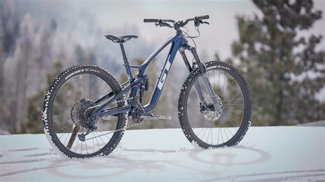 2022 GT Force Carbon Pro LE Bike - Reviews, Comparisons, Specs - Bikes ...