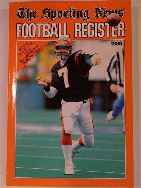 The Sporting News Football Register, 1989 : News Sporting: Amazon.in: Books