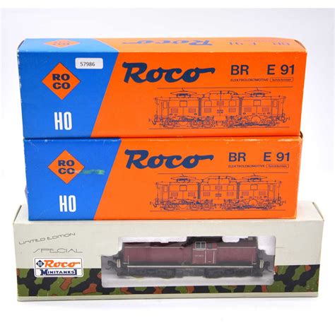 Lot 157 - Three Roco HO gauge model railway electric