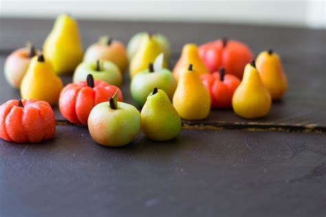 How to Make Marzipan Fruits - The Little Ferraro Kitchen