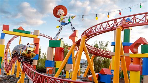 Ride Along With Slinky Dog Dash at Toy Story Land at Disney’s Hollywood ...