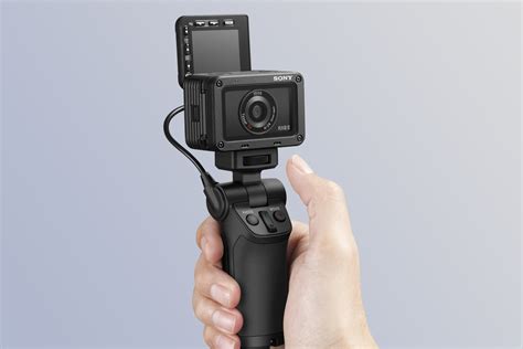 Sony's RX0 II is a premium action cam for extreme vlogging