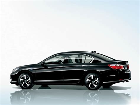 Fuel Economy: Honda Accord Hybrid 2014 Fuel Economy