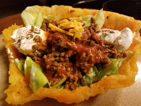 Keto low carb taco bowl made out of shredded cheddar cheese | Taco ...