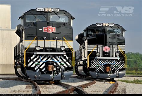 NS 1065 Norfolk Southern EMD SD70ACe at Muncie, Indiana by Norfolk ...