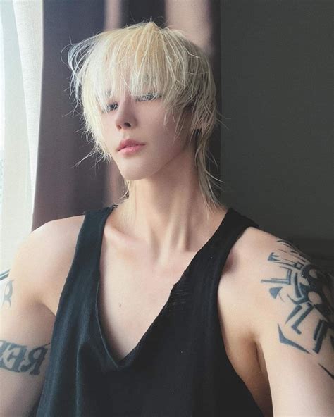 All Fashion, Fashion Photo, Anime Boy Long Hair, Boys Long Hairstyles ...