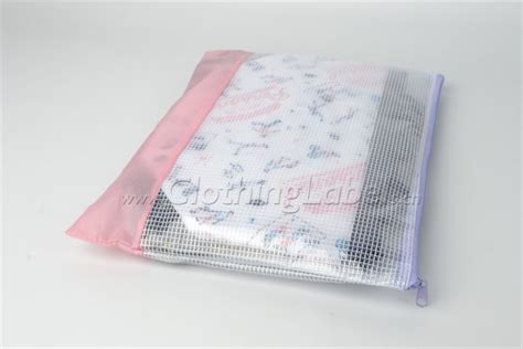 Plastic packaging bags | ClothingLabels.cn