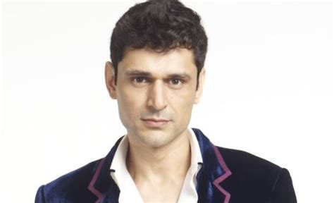 Niketan Madhok age, height, weight, wife, dating, net worth, career, bio