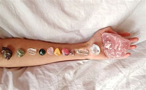 6 Reasons To Use Crystals For Skin Healing - Society19