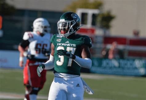 Meet 2021 NFL Draft Prospect DaRon Bland, CB, Sacramento State