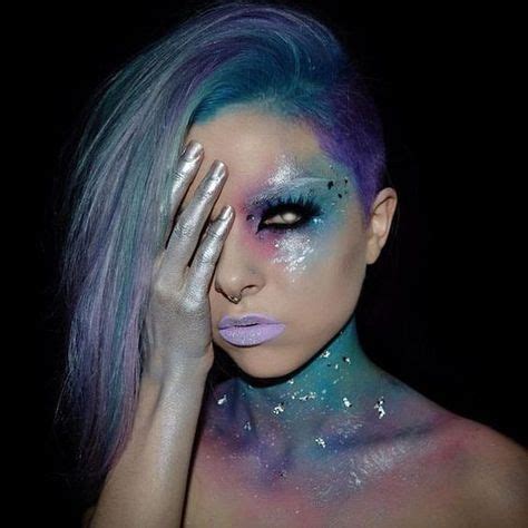 Pin von Katrin auf Karneval | Alien make-up, Space girl kostüm, Alien mädchen