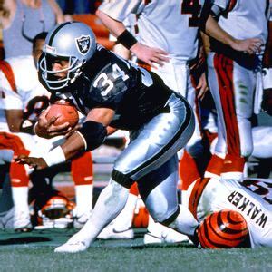 Out of Ink: Marcus Allen vs. Al Davis -- explained, and never explained