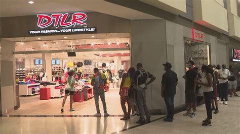 Towson Mall Opens Saturday, About 30% of Stores Now Reopen | WBFF