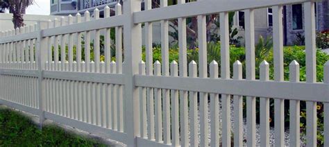 How to Install Chain Link Fence on Uneven Ground