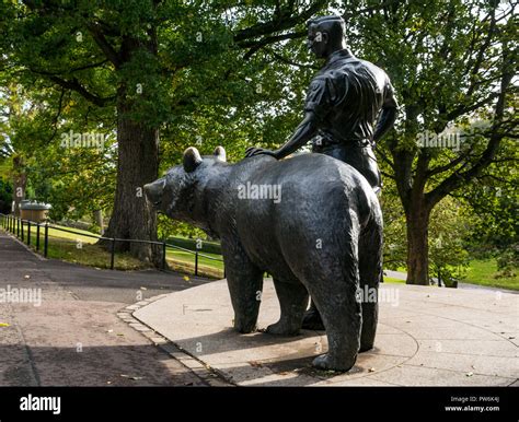 Bronze statue of Wojtek the soldier bear by sculptor Alan Heriot, Princes Street Gardens ...