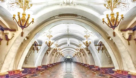 15 Most Beautiful Moscow Metro Stations (Top Tips & Guide)